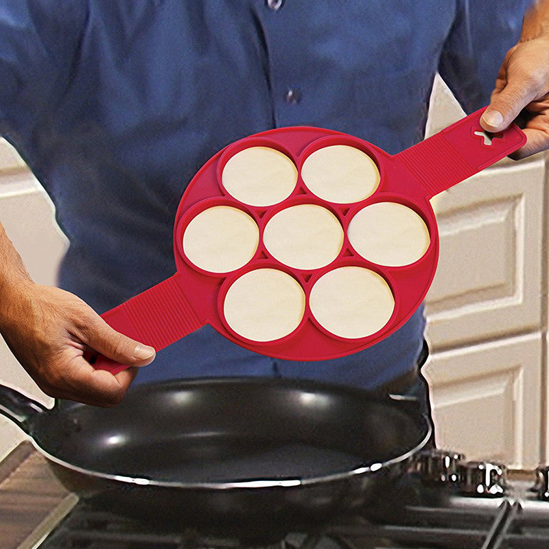 FANTASTIC NONSTICK PANCAKE MAKER